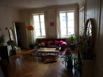 Roomlala | Quarto 30m2, Lyon Bellecour para o verão