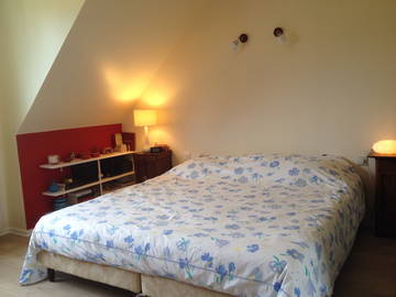 Roomlala | Quarto aconchegante mobiliado para alugar na casa de um residente