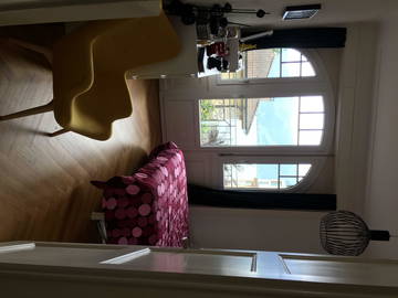 Roomlala | Quarto agradável com varanda e vista para o lago