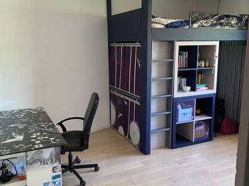 Roomlala | Quarto amplo com banheiro privativo