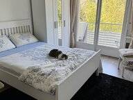 Roomlala | Quarto amplo e luminoso com varanda