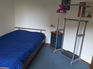 Roomlala | Quarto + Banheiro Privado para Alugar