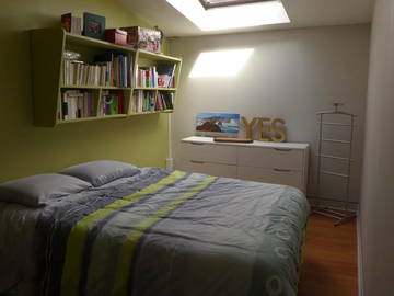 Roomlala | Quarto bem no centro de Bordeaux!