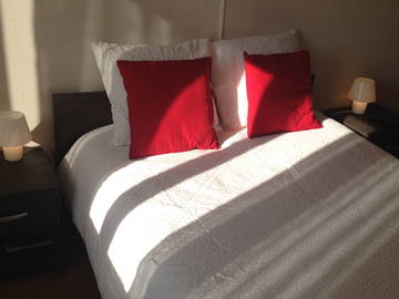 Roomlala | Quarto bonito e confortável + tela de TV
