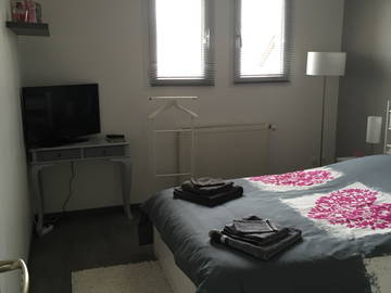 Roomlala | Quarto cinza em Beaujolais