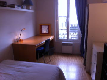 Roomlala | Quarto com banheiro Paris-Nation