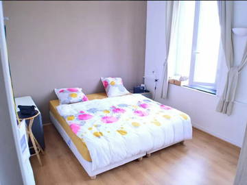 Roomlala | Quarto com cama de casal