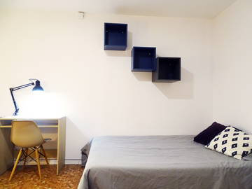 Roomlala | Quarto com cama de casal e varanda (RH3-R18)