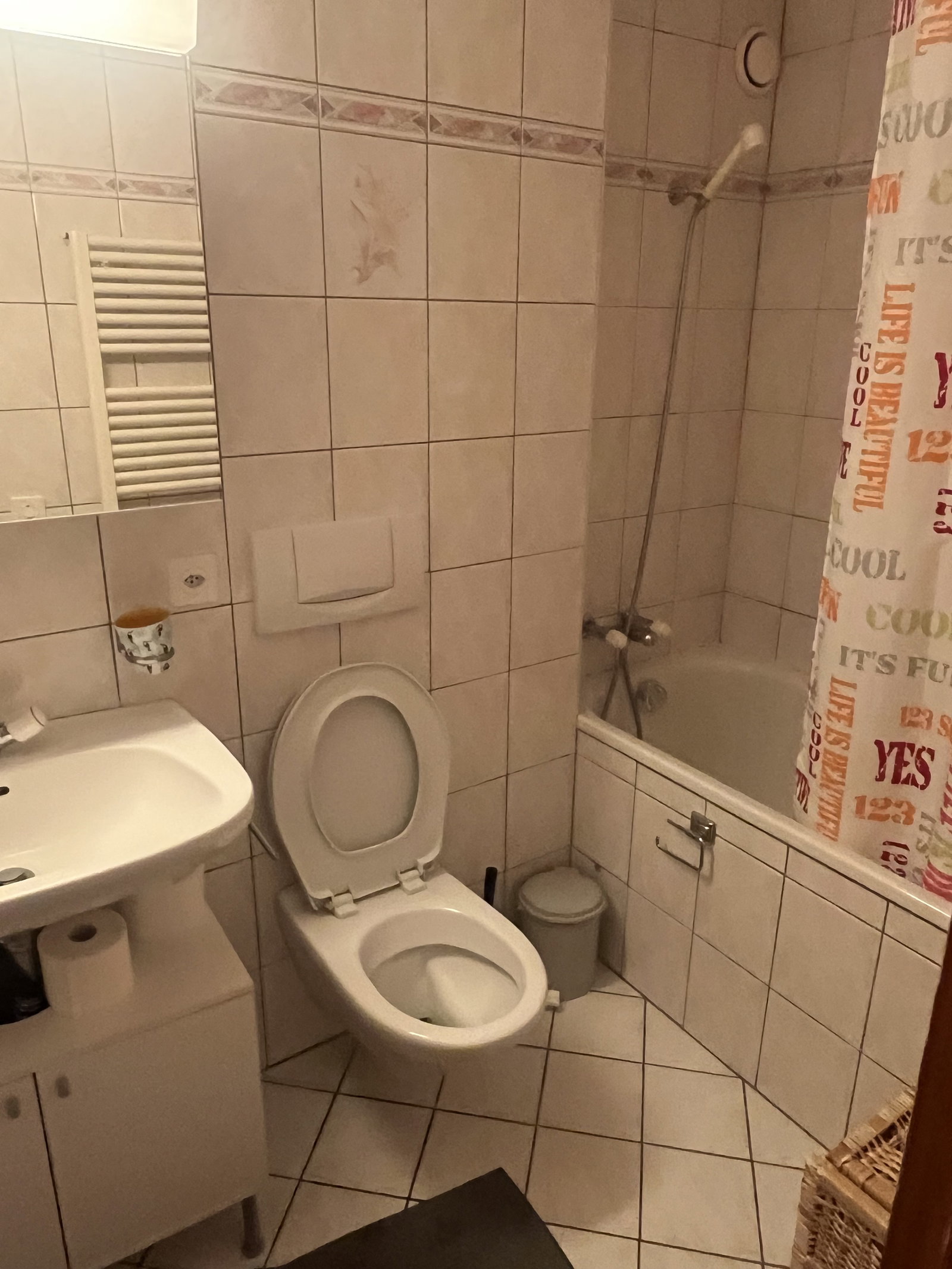 Quarto Em Casa Do Anfitrião Genève 669354
