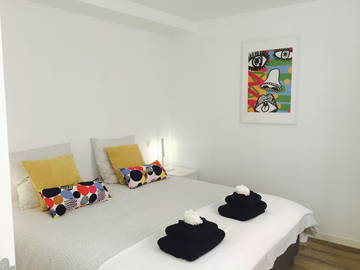 Roomlala | Quarto com casa de banho privativa e cozinha partilhada