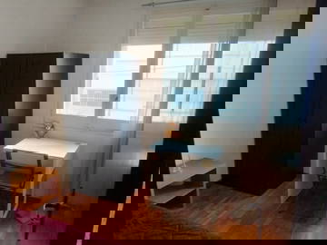 Roomlala | Quarto com janela exterior