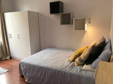 Roomlala | Quarto com Terraço na Plaza Cataluña (RH15-R3)
