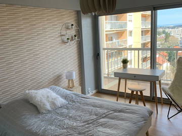 Roomlala | Quarto com tudo incluído por mês