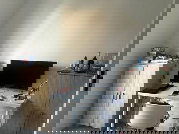 Roomlala | Quarto compartilhado a 5 minutos a pé do centro de Créteil Soleil