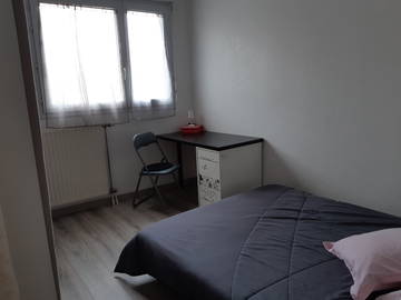 Roomlala | Quarto compartilhado em um apartamento de 3 quartos para uma pessoa 
