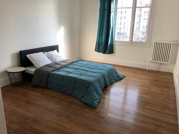 Roomlala | Quarto compartilhado mobiliado