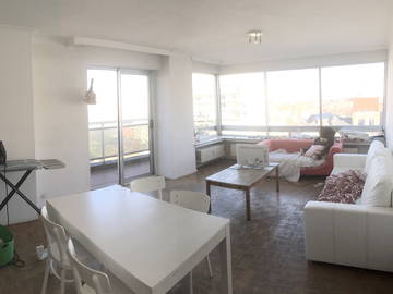 Roomlala | Quarto compartilhado no distrito de Schuman