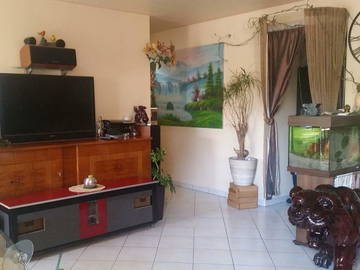 Roomlala | Quarto compartilhado perto da estação de trem Torcy