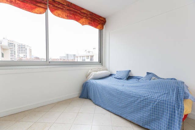 Colocação Courbevoie 107303