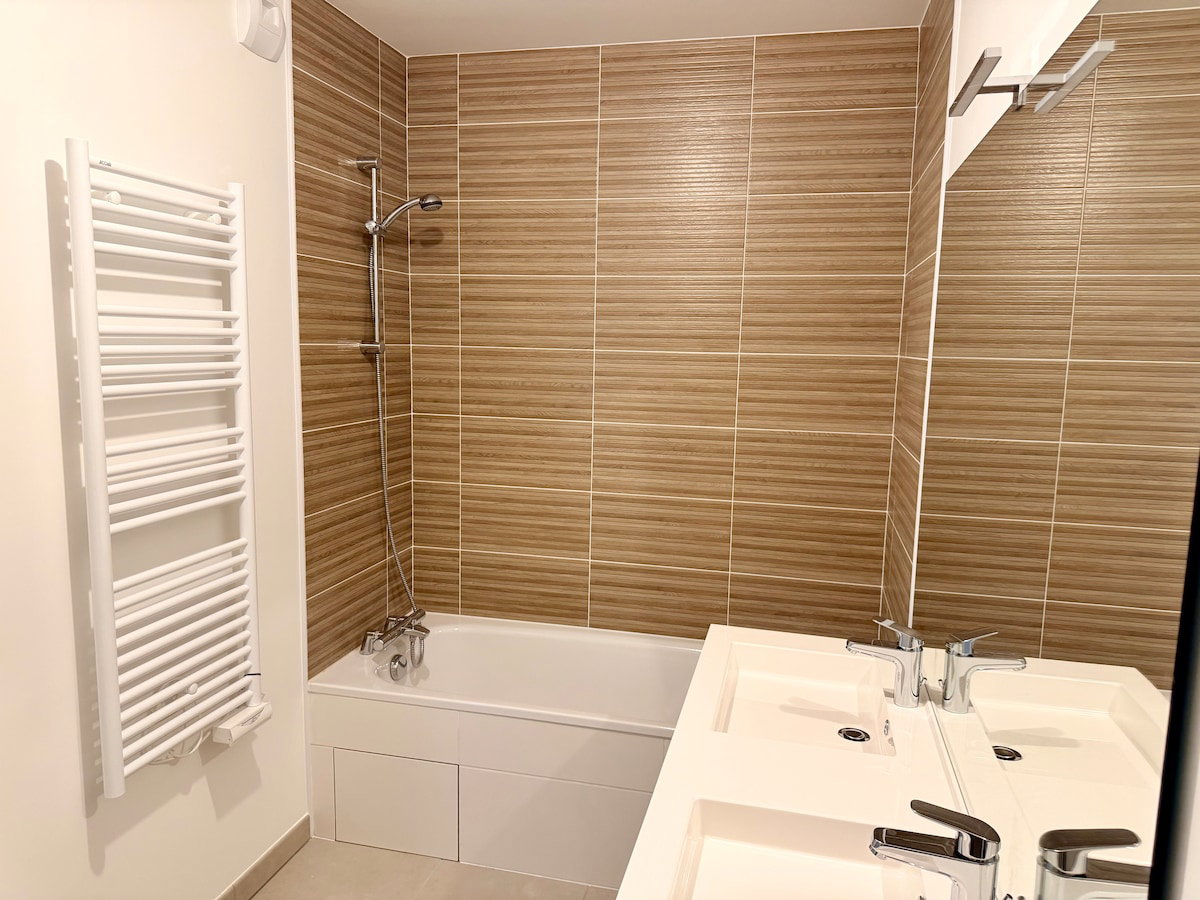 Colocação Nanterre 664183