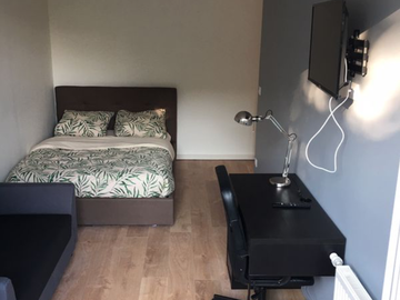 Roomlala | Quarto de 16m2 totalmente equipado em apartamento compartilhado de 5