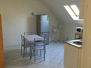Roomlala | Quarto de 17m2 para alugar