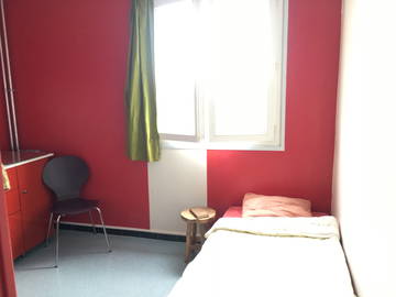 Roomlala | Quarto de estudante 