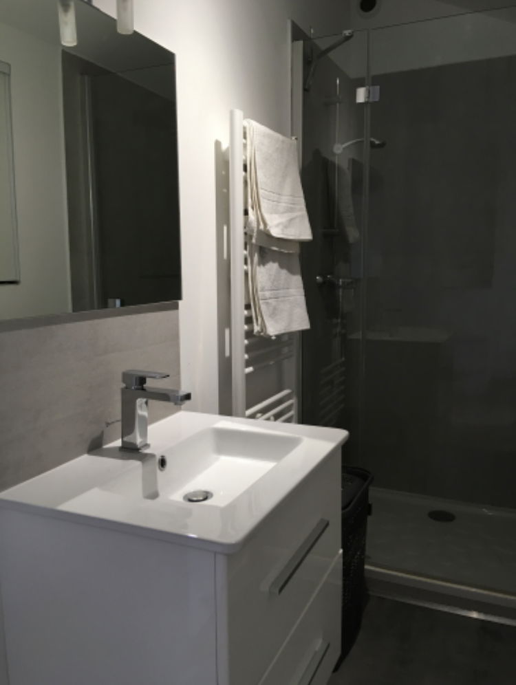 Hospedagem Em Casa De Família Nîmes 509803