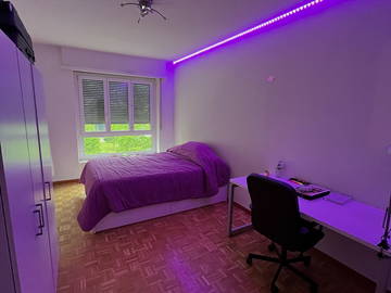 Roomlala | Quarto de Estudante A partir de 01/07