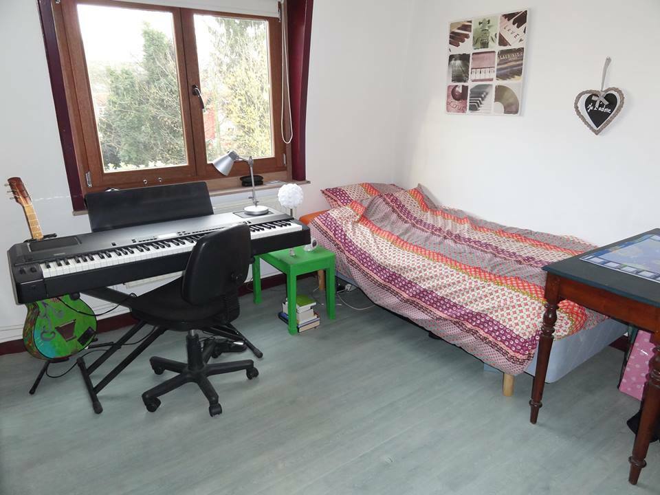 Hospedagem Em Casa De Família Mons 62250