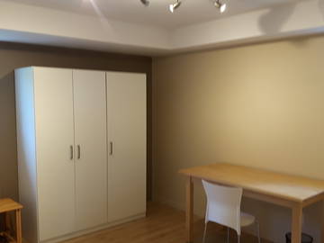Roomlala | Quarto de estudante totalmente reformado