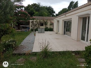 Roomlala | Quarto de família um