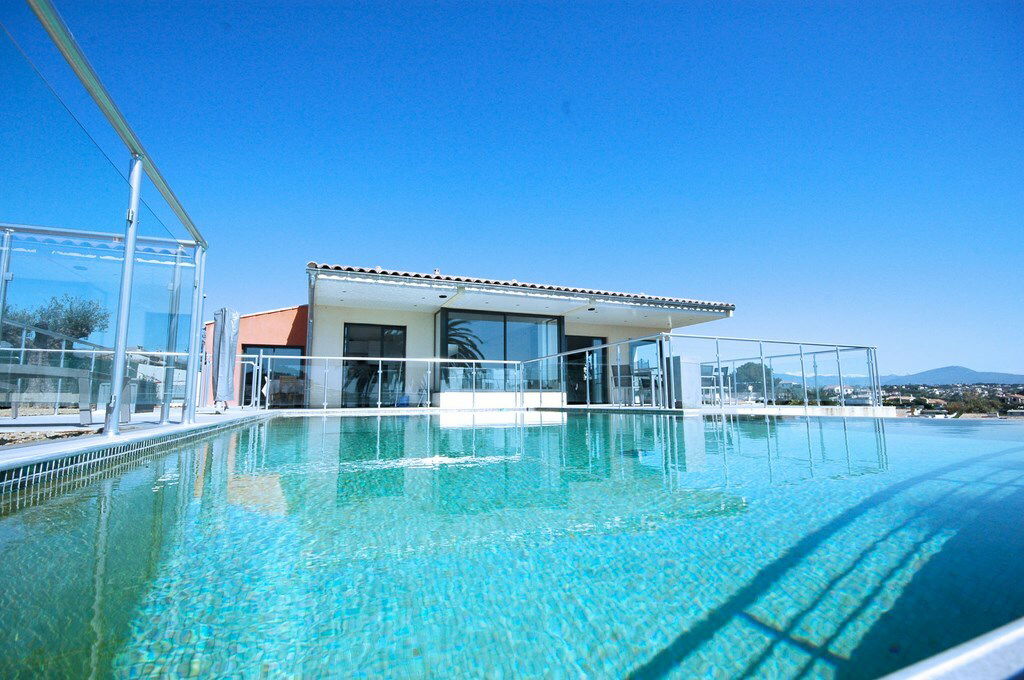 Hospedagem Em Casa De Família Cagnes-sur-Mer 60107