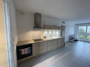 Roomlala | Quarto disponível em apartamento compartilhado