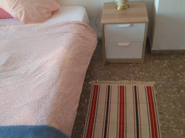 Roomlala | Quarto Duplo Com Varanda Em Apartamento Renovado