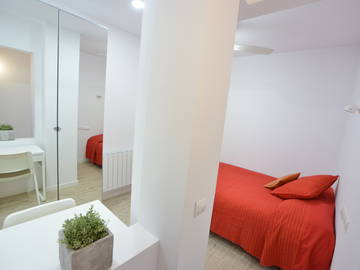 Roomlala | Quarto Duplo em Apartamento Compartilhado Recentemente Renovado
