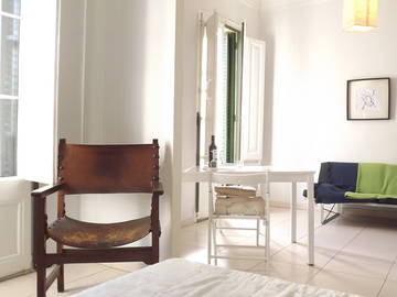 Roomlala | Quarto Duplo Exterior Com Varanda No Centro Do 