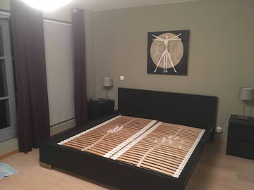 Roomlala |  Quarto duplo mobilado e equipado com todas as comodidades