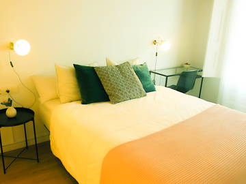 Roomlala | Quarto Duplo Renovado Perto de La Rambla