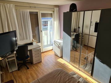 Roomlala | Quarto em apartamento compartilhado de 100m2