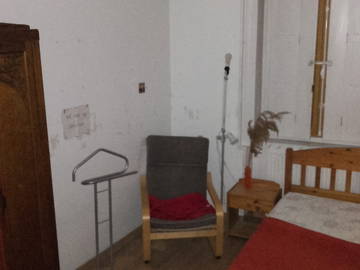 Roomlala | Quarto em apartamento térreo no centro da cidade