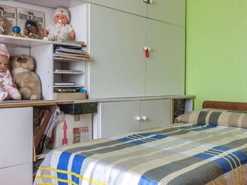 Roomlala | Quarto em casa de família 
