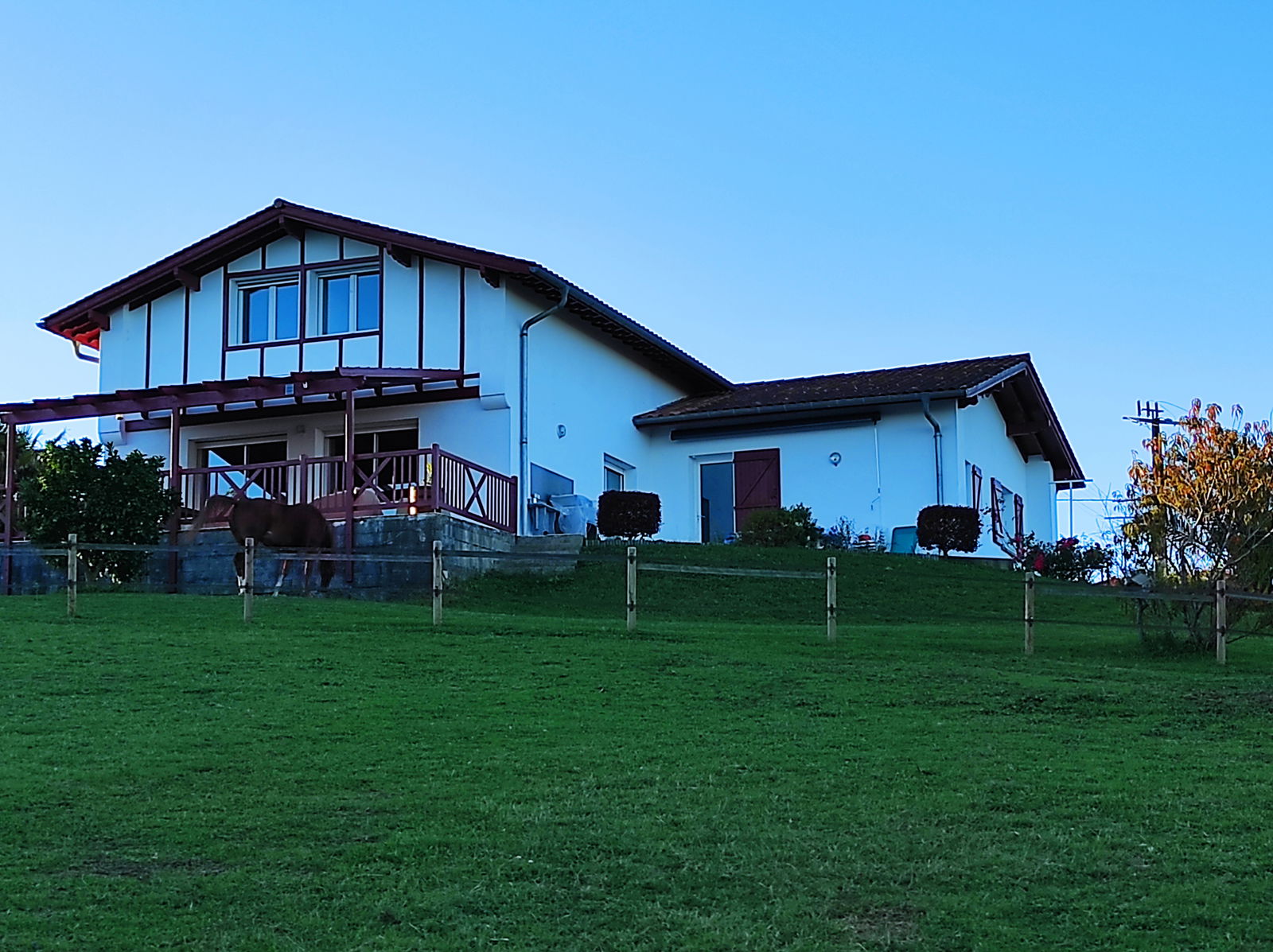 Hospedagem Em Casa De Família Bardos 460202