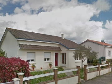 Roomlala | Quarto em casa perto de Nantes: cama de casal e cama de criança