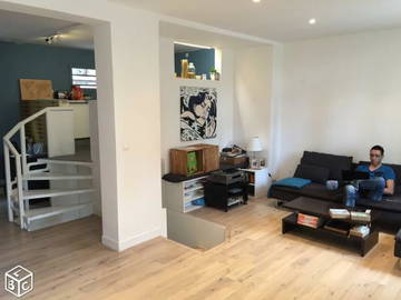 Roomlala | Quarto em loft duplex em St-Denis