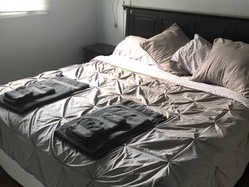 Roomlala | Quarto em um agradável bairro de língua francesa em Ottawa