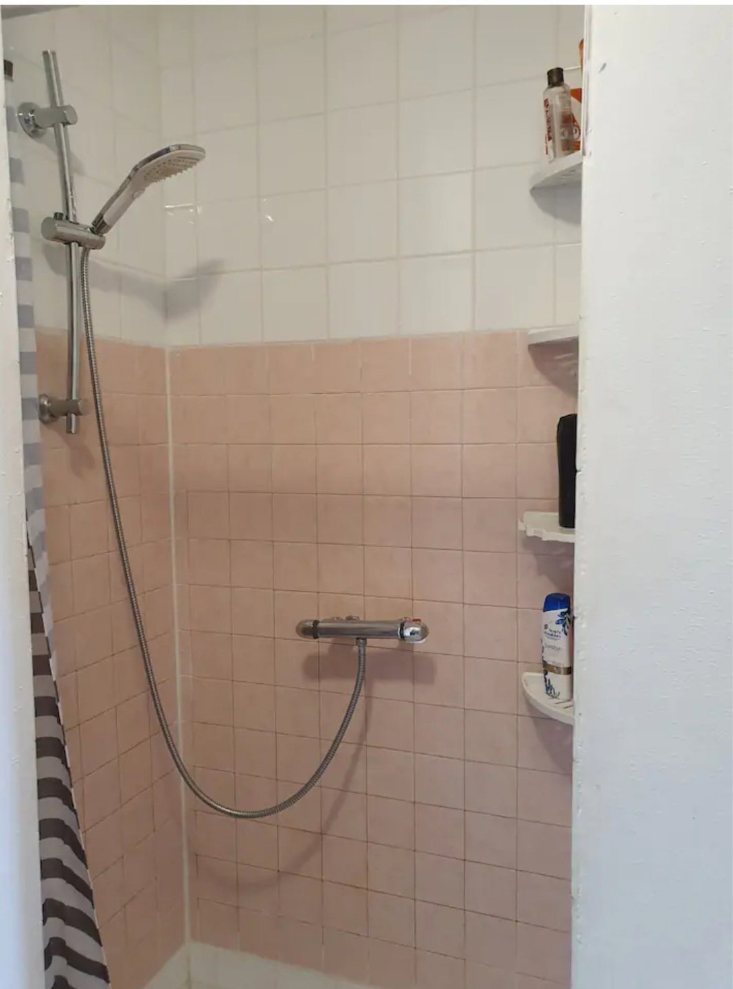 Hospedagem Em Casa De Família Pluvigner 659985