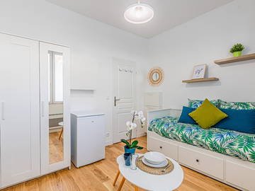 Roomlala | Quarto En Collocation em Nosiy Le Sec