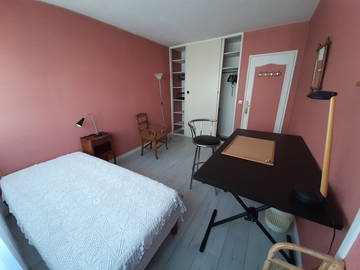 Roomlala | Quarto espaçoso e silencioso