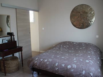 Roomlala | Quarto espaçoso para alugar 